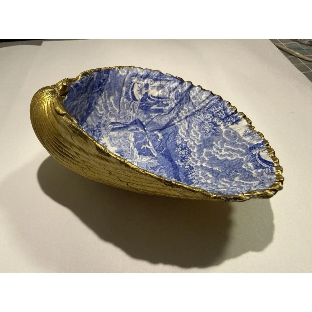 Handmade Trinket Dish On An Atlantic Cockle Sea Shell Decoupaged European Scene‎
